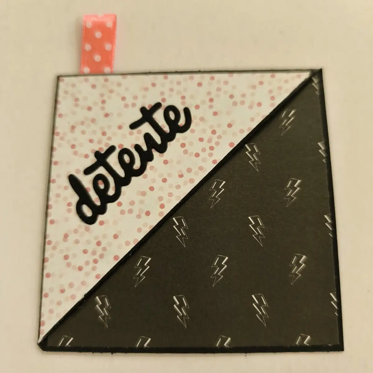 Marque page coin Rose et Noir "Détente"